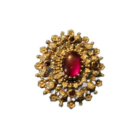Vintage Lucite Brooch, 2" Long - Picture 1 of 10